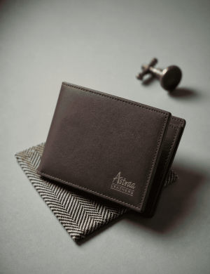 Astraa Card Holder
